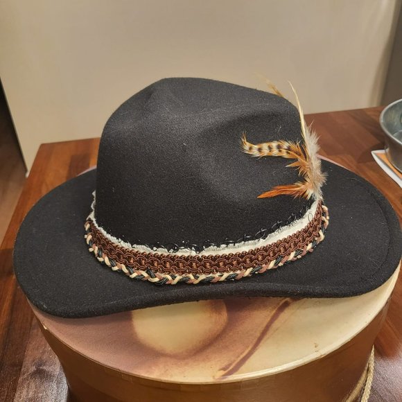 Vince Camuto Felted Custom Designed Cowgirl/Cowboy Western Hat - Picture 8 of 8